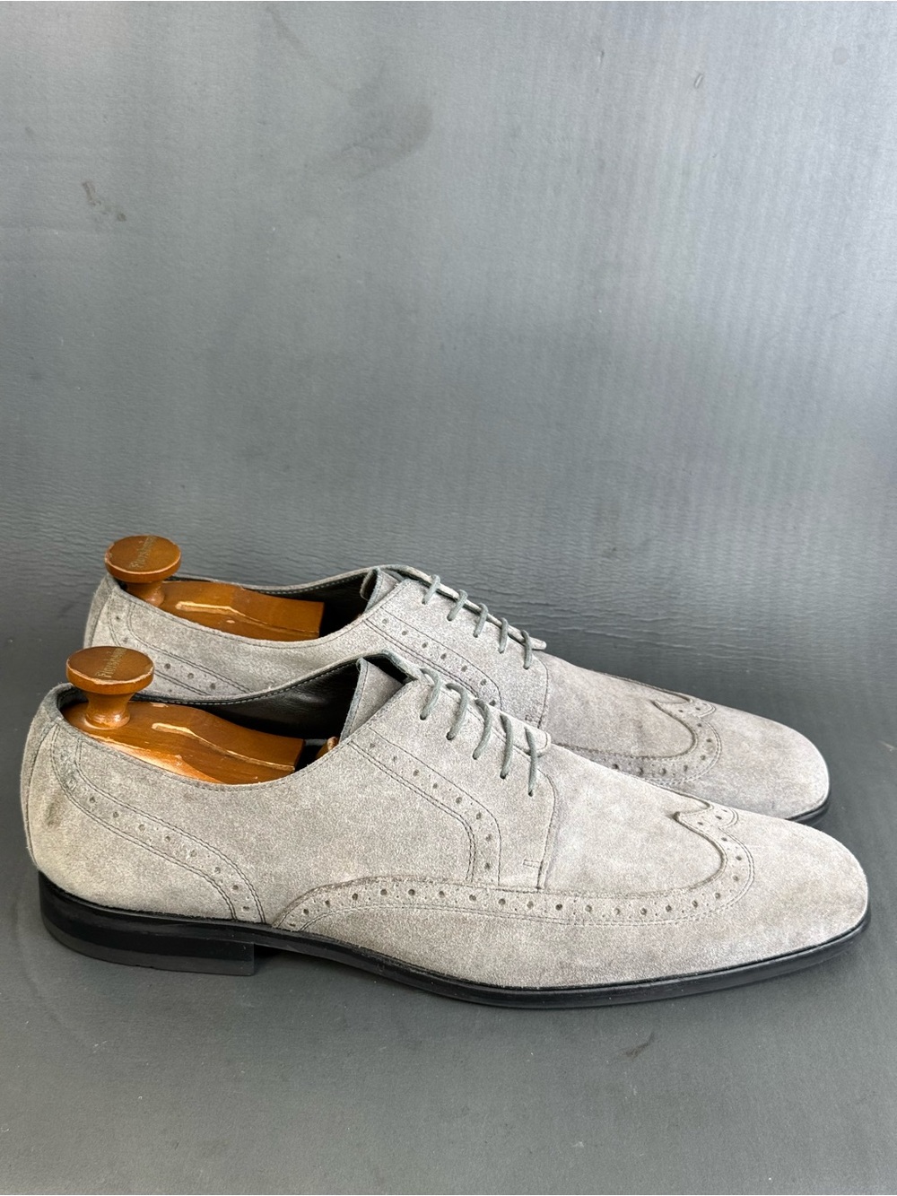 Hugo Boss Matano Gray Suede Wingtip Oxford shoes men’s size 12